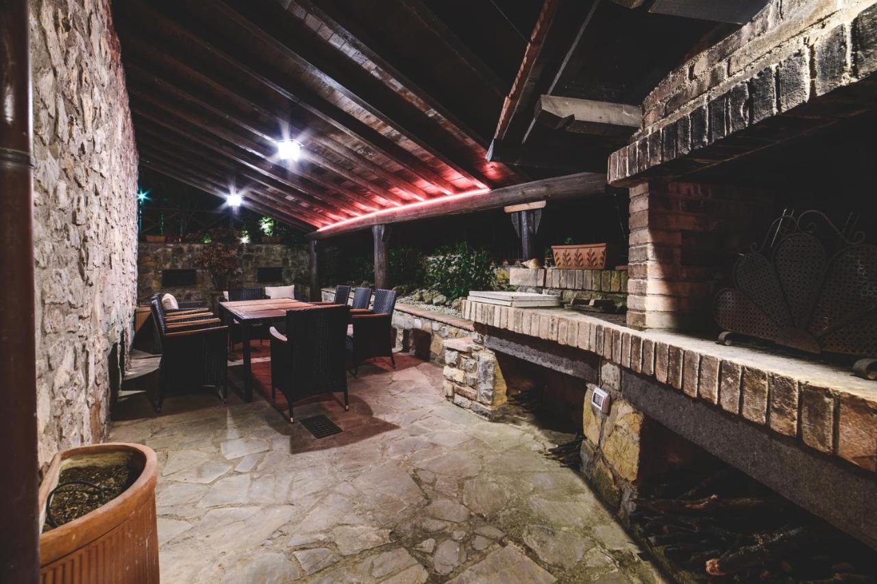 Villa Bog - Villa Con Piscina E Campo Da Tennis Piegaro  Экстерьер фото
